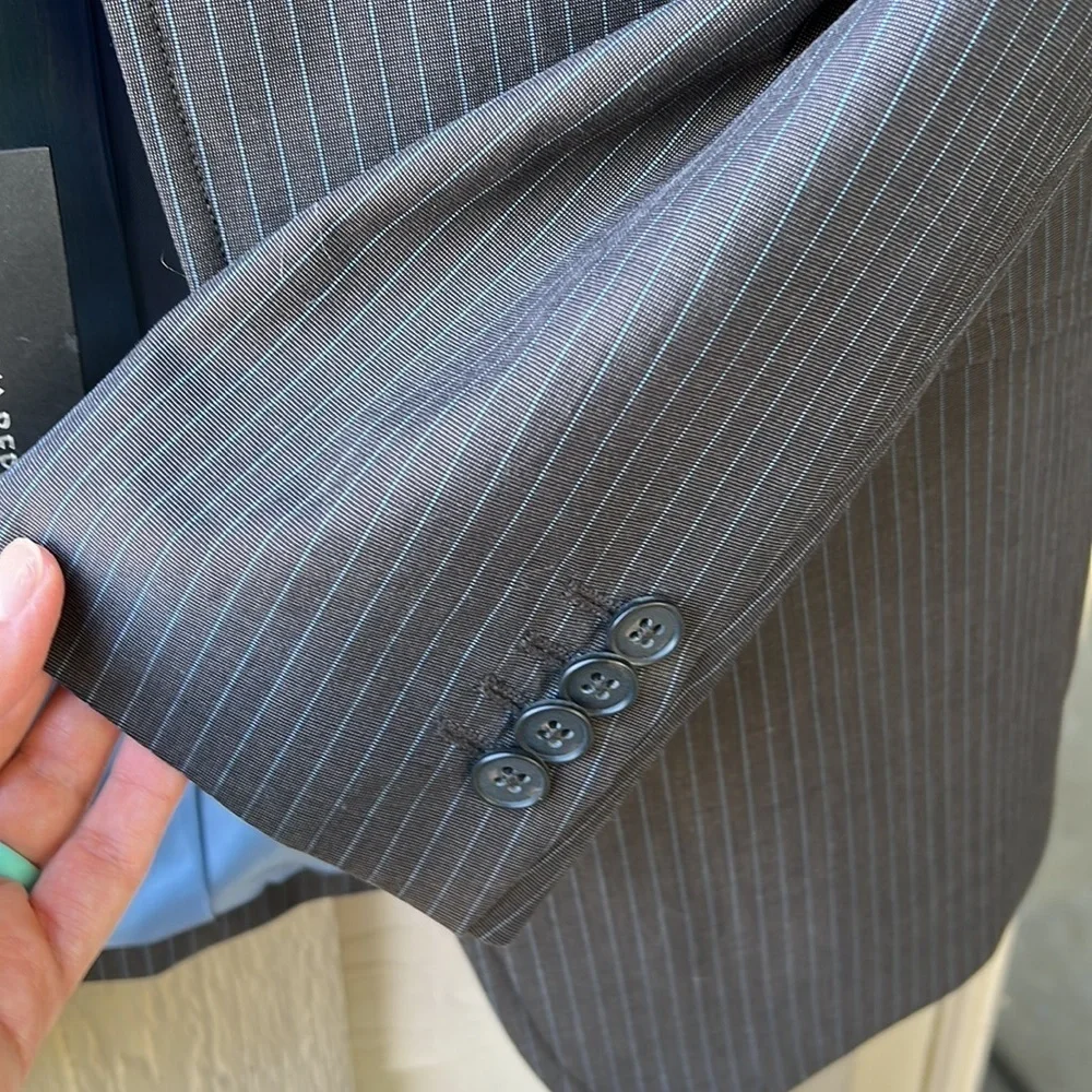 Banana Republic New Men’s Pinstripe Cotton Gray/Blue Sports Coat. Size40S